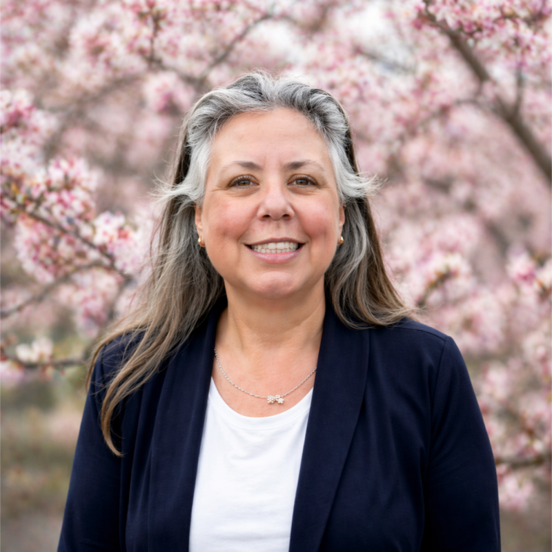 Sarah Raposa Linked in head shot 6.19.26